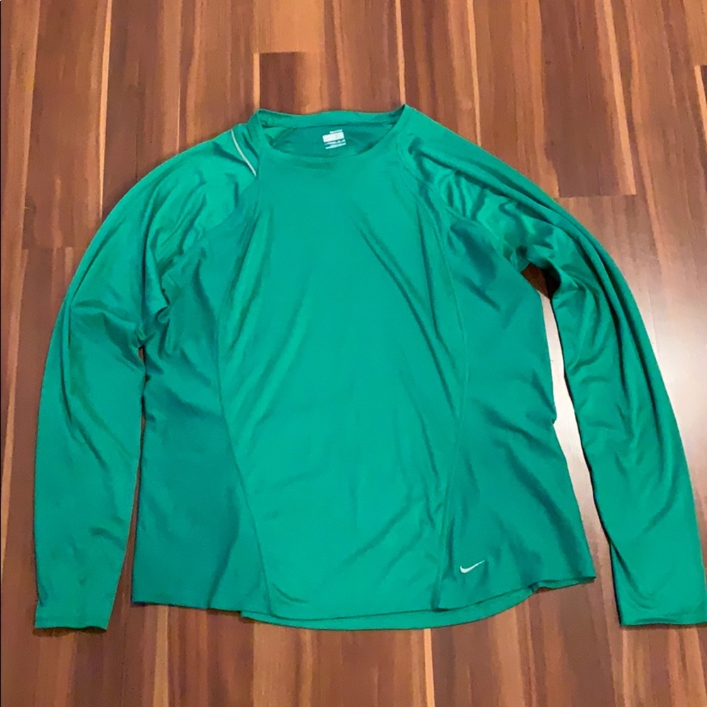 Nike Fit Dry Athletic Shirt